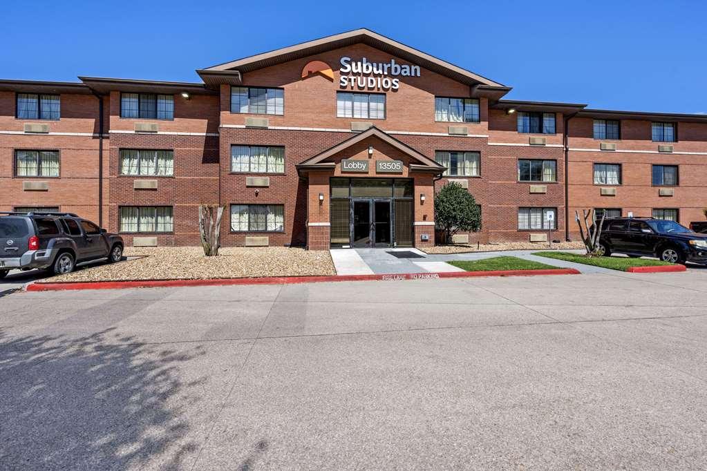 Suburban Studios Houston North I-45 Екстер'єр фото