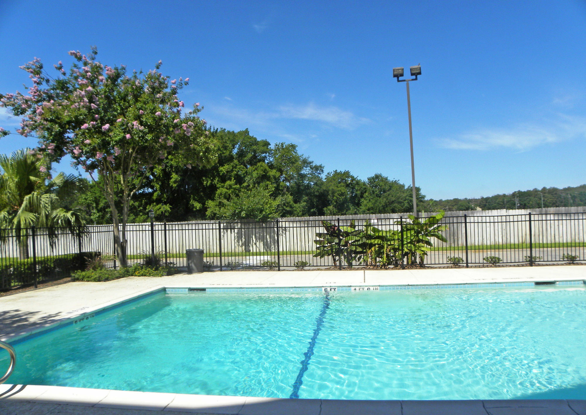 Suburban Studios Houston North I-45 Екстер'єр фото